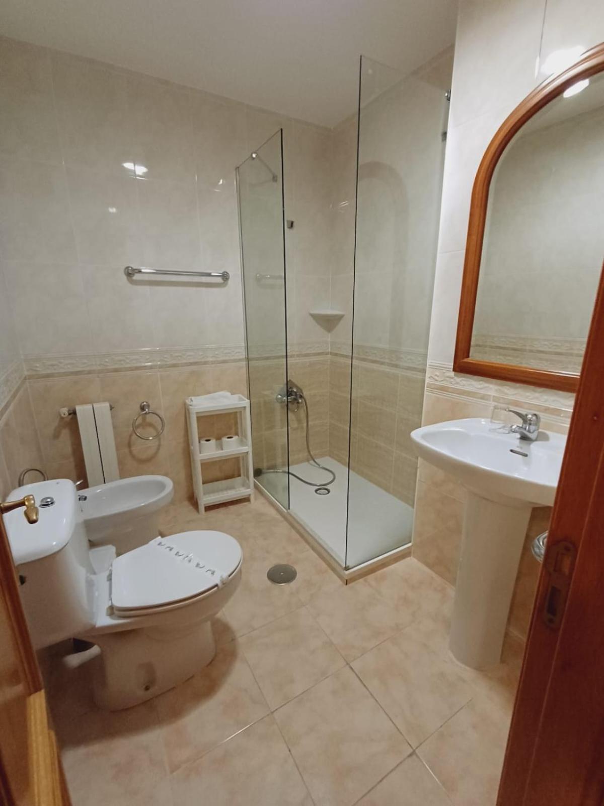 Hotel El Coterin Apartamentos Y Habitaciones Arenas De Cabrales Dış mekan fotoğraf