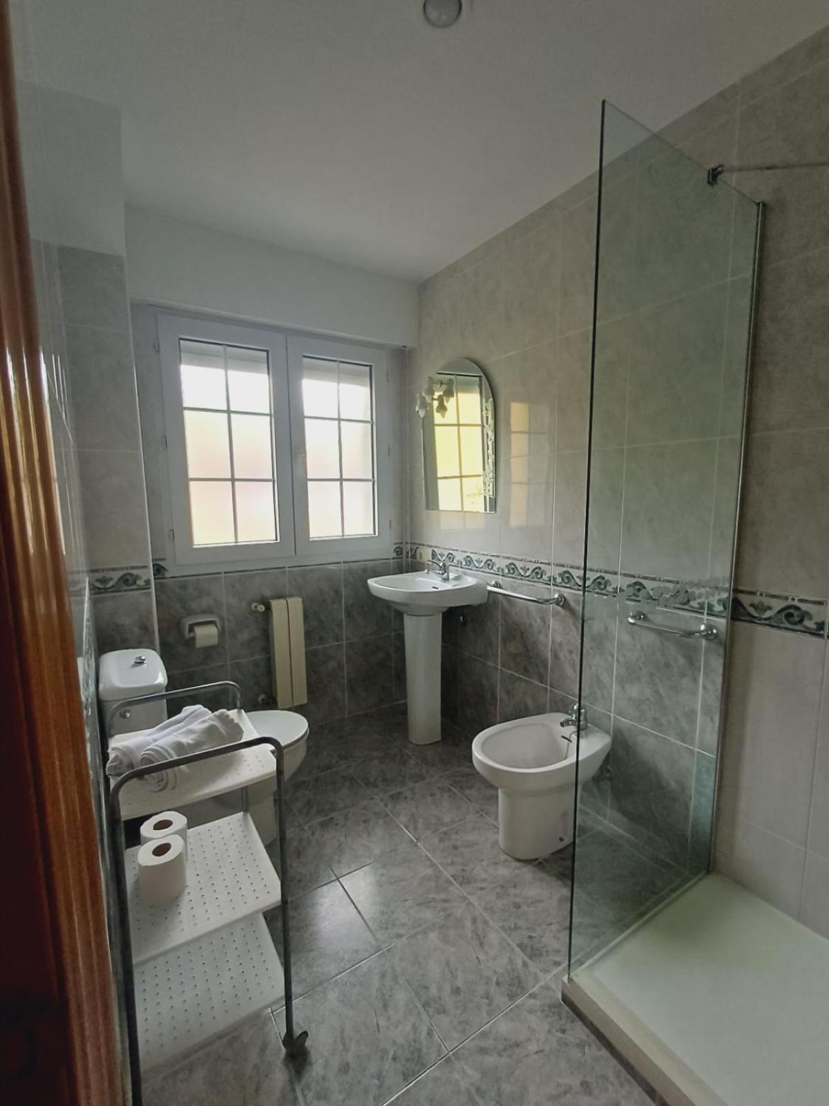 Hotel El Coterin Apartamentos Y Habitaciones Arenas De Cabrales Dış mekan fotoğraf