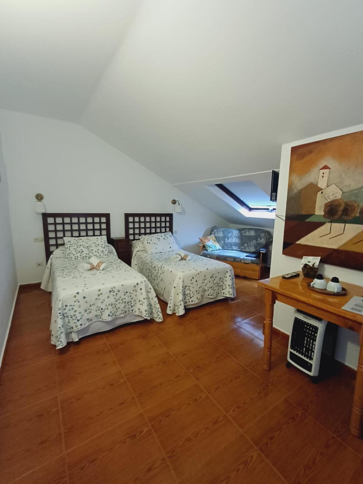 Hotel El Coterin Apartamentos Y Habitaciones Arenas De Cabrales Dış mekan fotoğraf