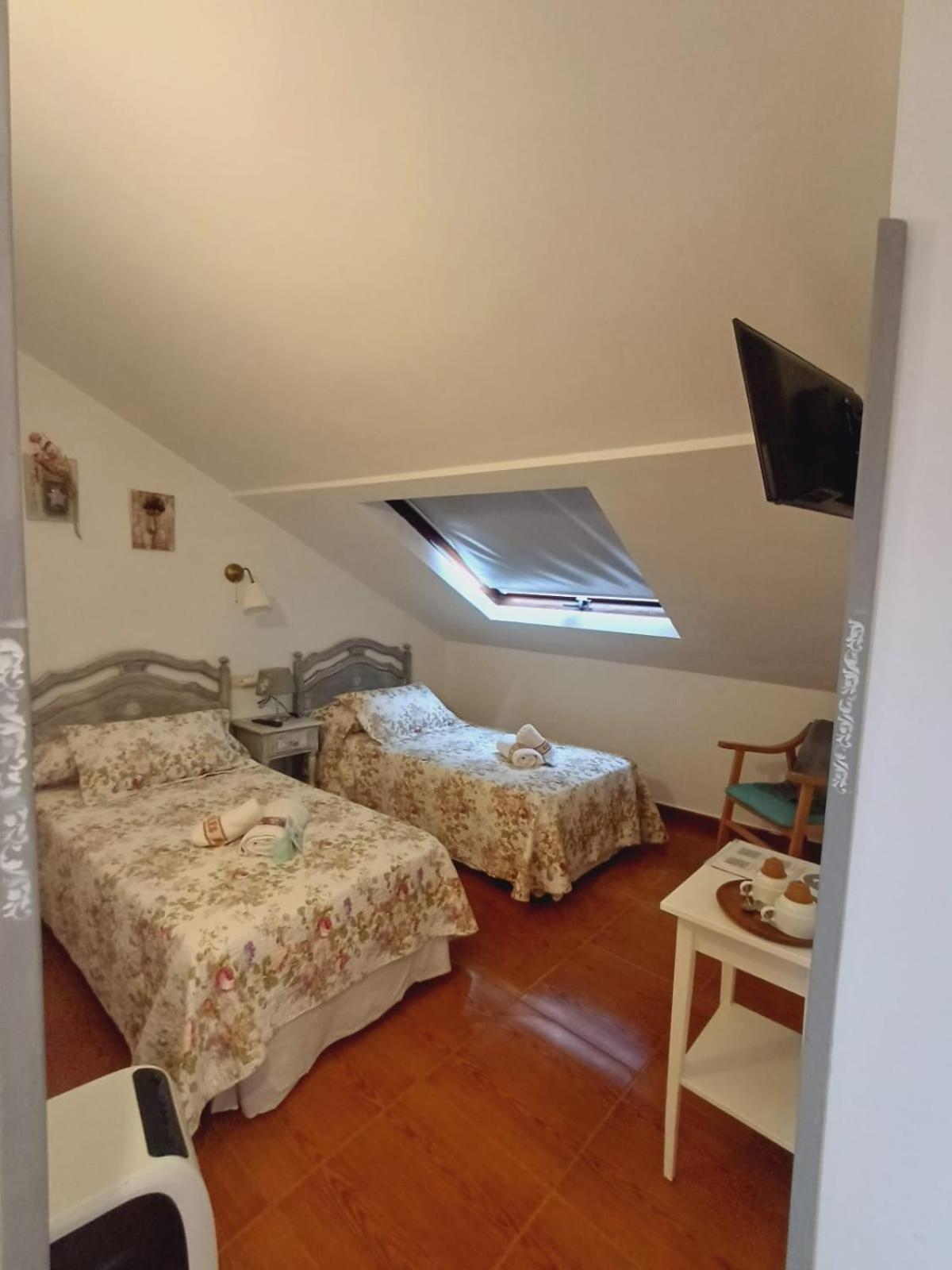 Hotel El Coterin Apartamentos Y Habitaciones Arenas De Cabrales Dış mekan fotoğraf