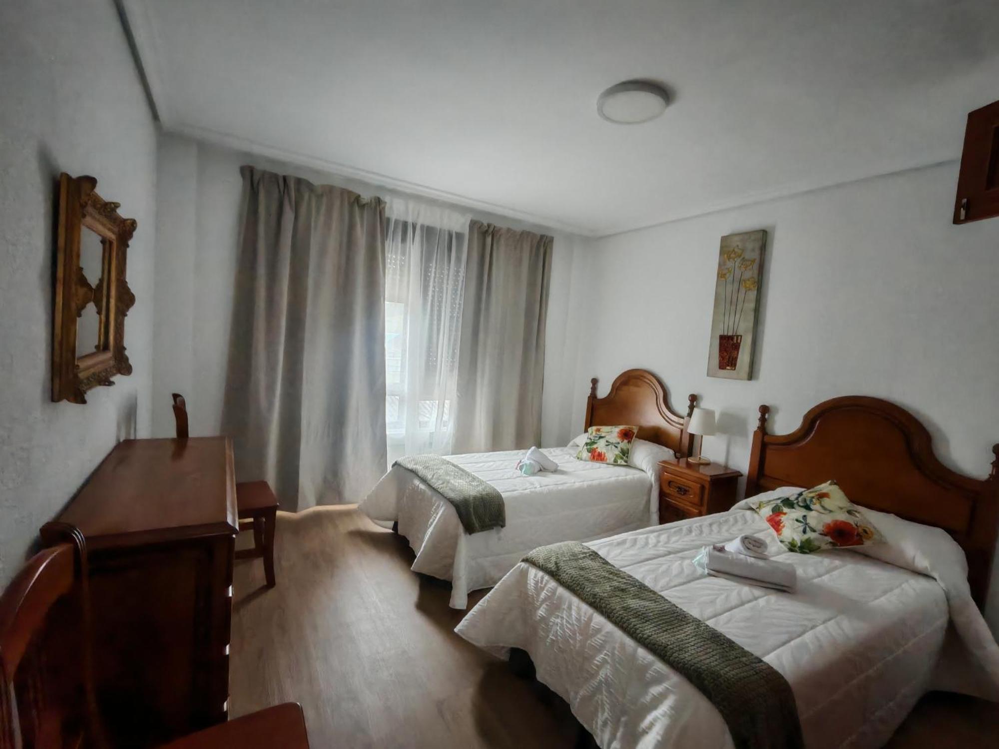 Hotel El Coterin Apartamentos Y Habitaciones Arenas De Cabrales Dış mekan fotoğraf