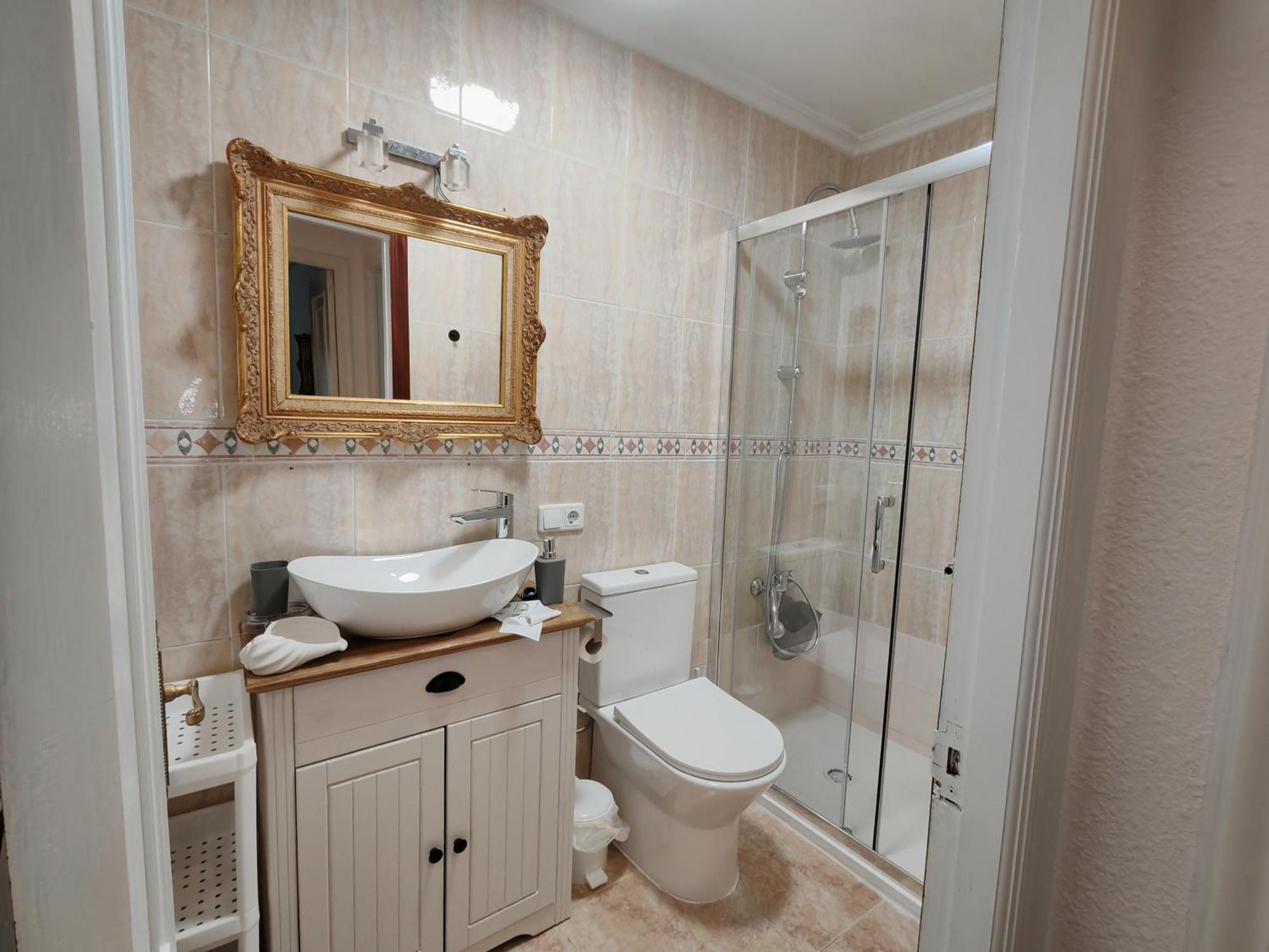 Hotel El Coterin Apartamentos Y Habitaciones Arenas De Cabrales Oda fotoğraf